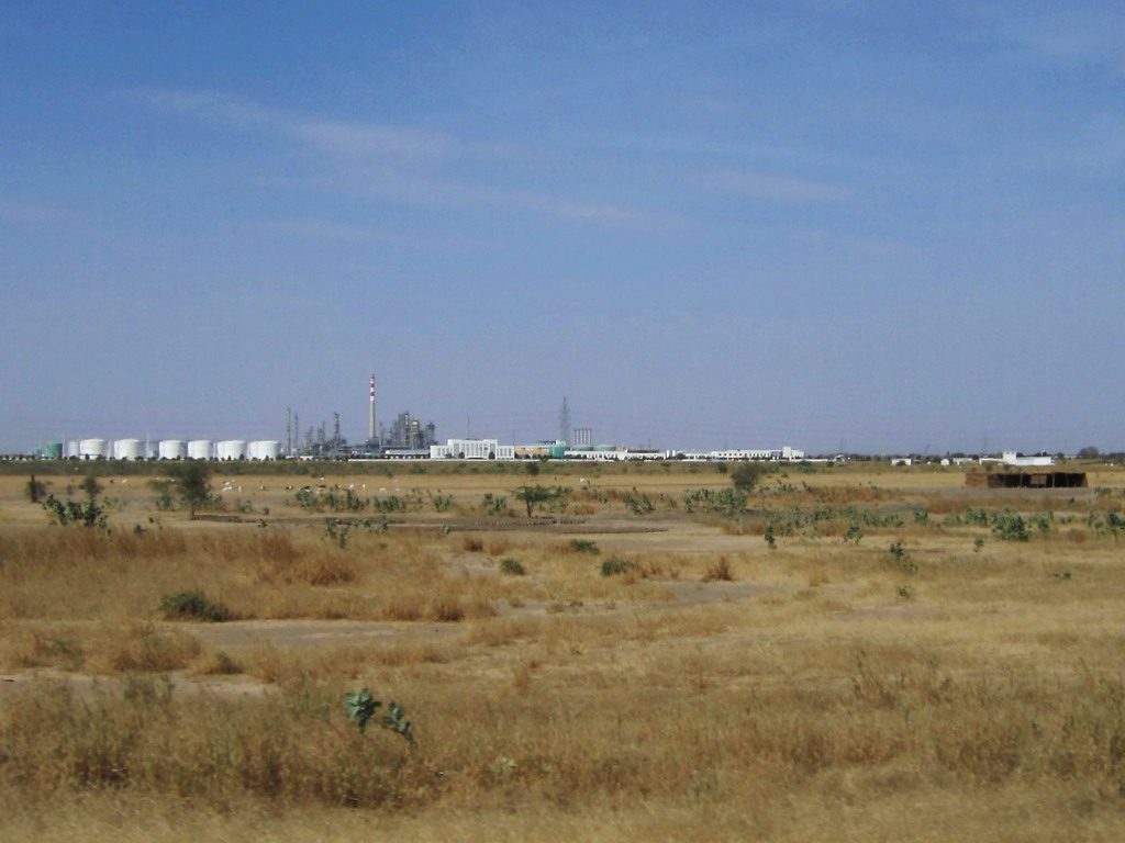 L'ingénieur Mahamat Moussa Ahmat publie un ouvrage sur la politique pétrolière en Afrique centrale